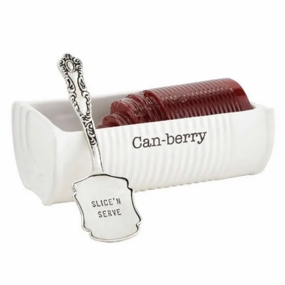 Mudpie Can-Berry Dish with Silver Slice 'N Serve Utensil